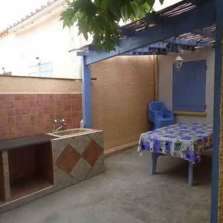 Holiday Home Residence Les Fleurynes Fleury (Aude)